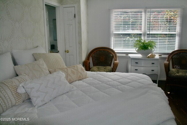 Building Photo - 312 Boston Blvd