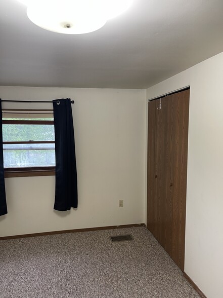 Bedroom - 1105 Datolite St