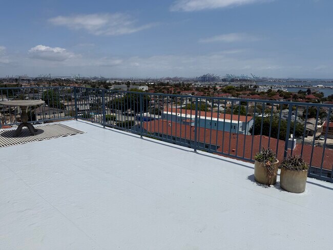 Building Photo - 3325 S Carolina St