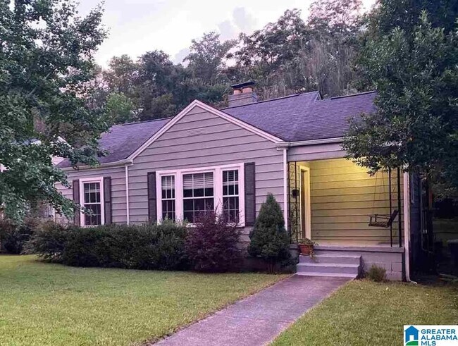 Primary Photo - 712 47th Way S