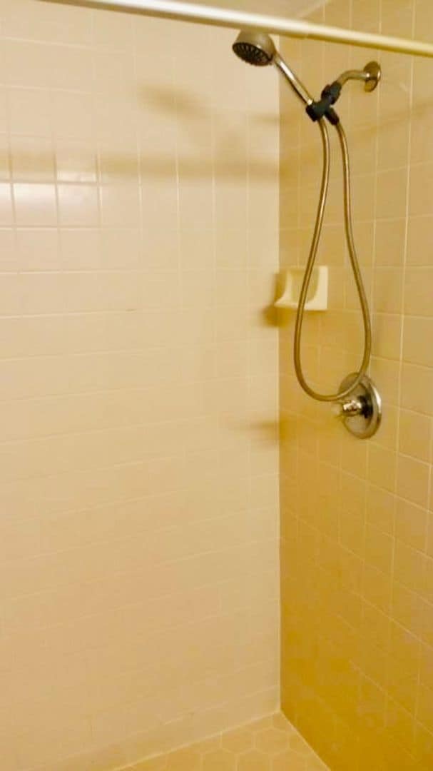 Building Photo - 2 Bed / 2 Bath Duplex Unit in Port Orange