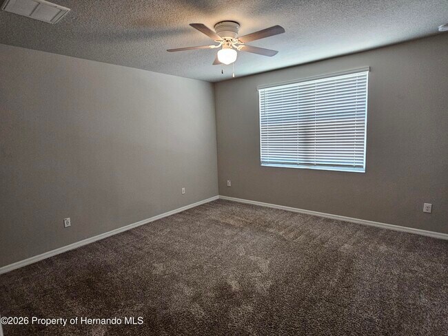 Building Photo - 2353 Glenridge Dr