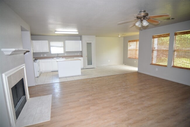 Building Photo - 3906 Pebble Garden Ln