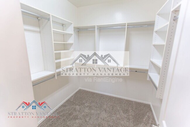 Building Photo - 11527 East Starkey Avenue