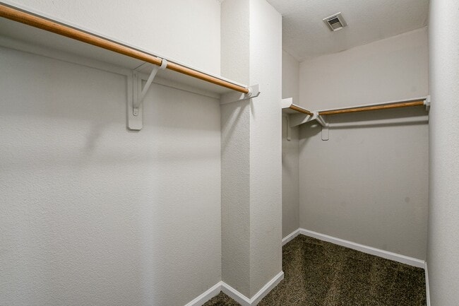 Building Photo - 20807 Lansing Ridge Ln