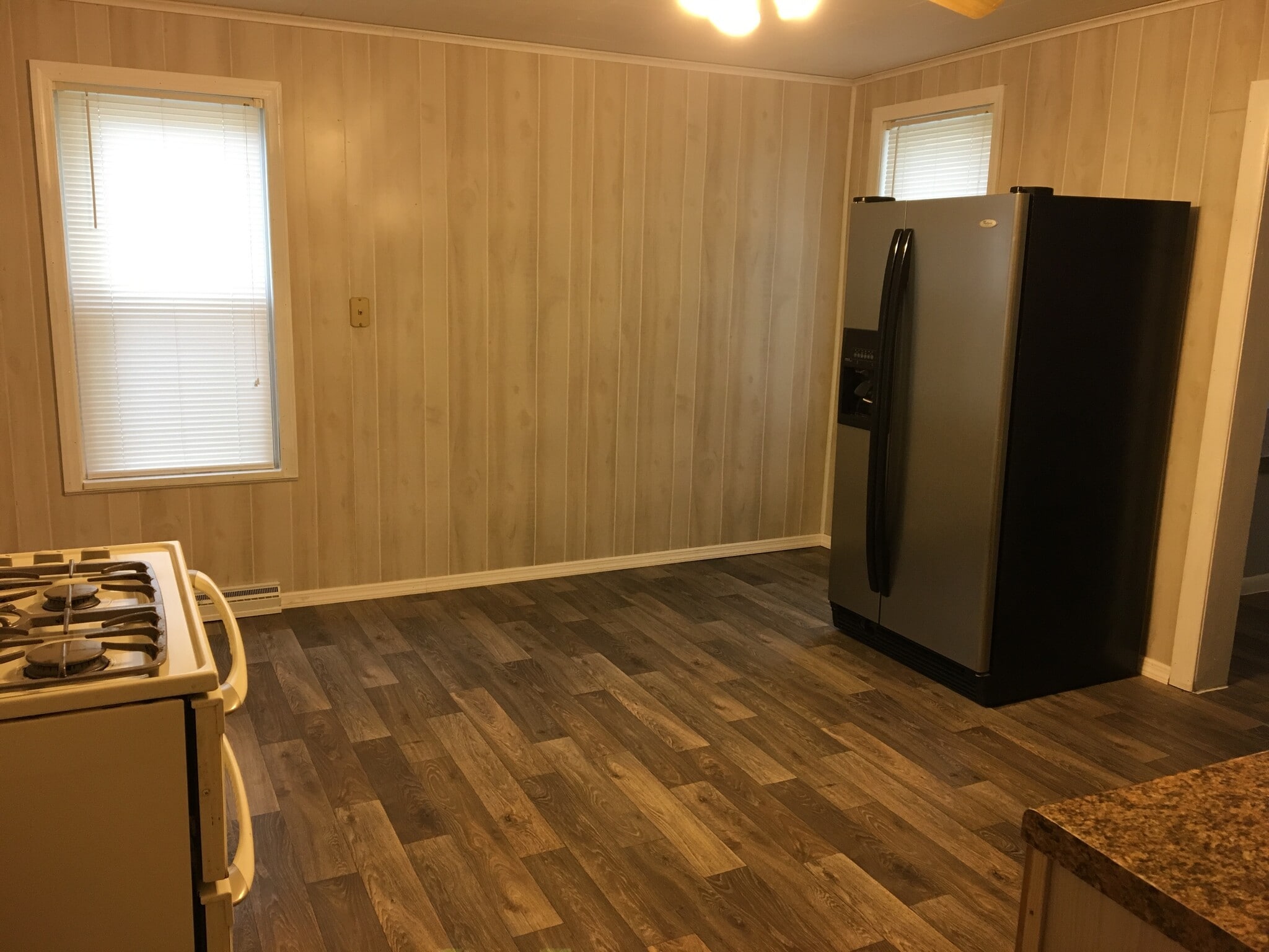 Building Photo - 1120 5th Avenue