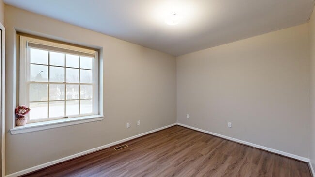 Building Photo - 3129 Fawnmeadow Ct