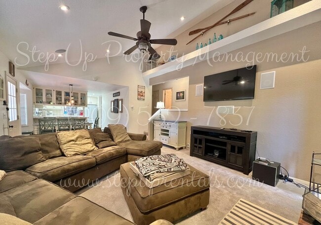 Building Photo - Charming 3-Bedroom Retreat in Gated Groveland Community – Lake Access Included!