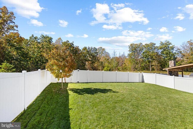 Building Photo - 397 Pear Blossom Rd