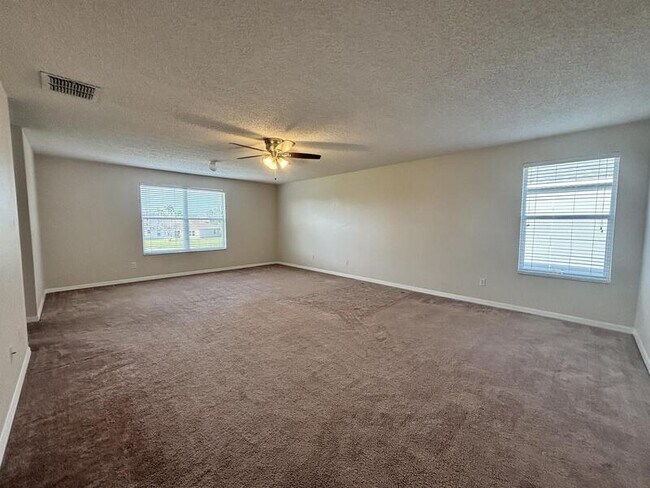 Building Photo - 15133 Moultrie Pointe Rd