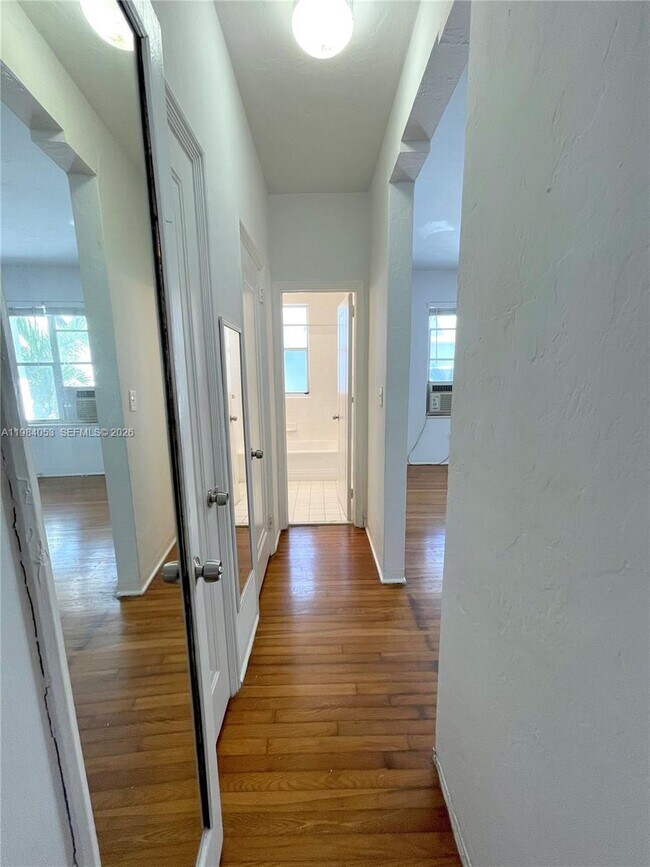 Building Photo - 1030 Jefferson Ave