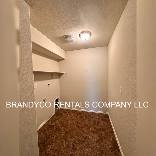 Building Photo - 6301 Katy Creek Ln