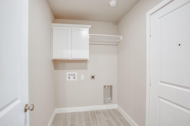 Building Photo - 1905 140th St