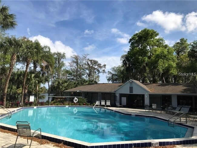 Building Photo - 1808 Northlake Dr