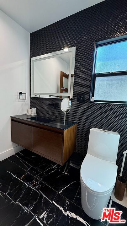 Building Photo - 3845 Olympiad Dr