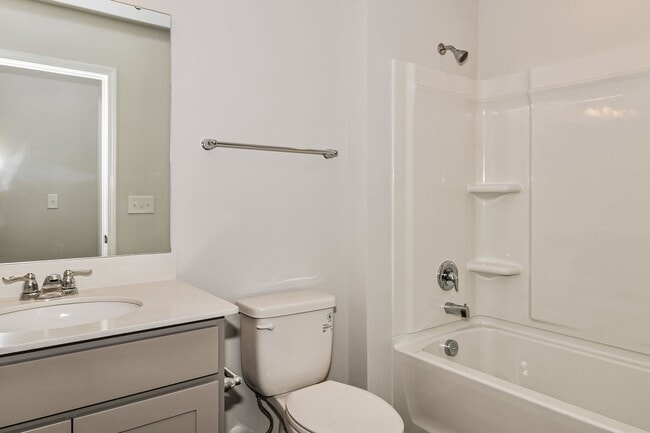 Building Photo - 333 Parkington Ln