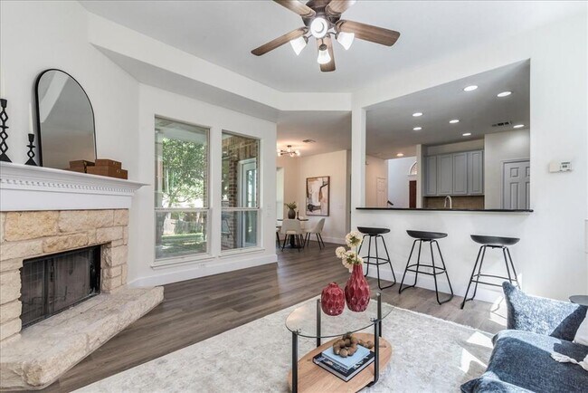 Building Photo - 14812 Avery Ranch Blvd