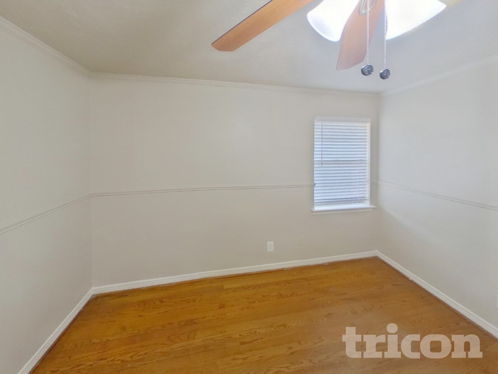 Building Photo - 1316 Lexington Dr