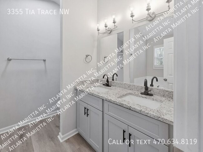 Building Photo - 3355 Tia Trace NW