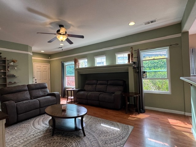 Building Photo - 1009 Desert Peach Ct