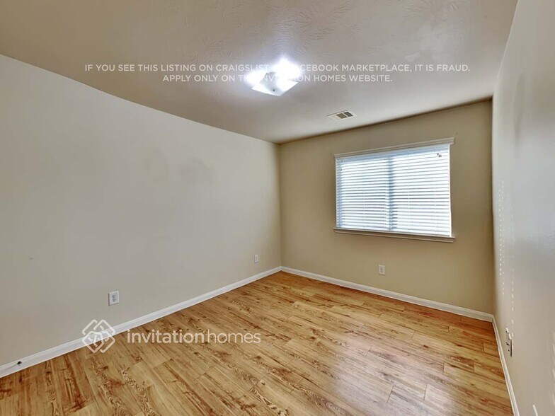 Building Photo - 18723 Dennington Dr