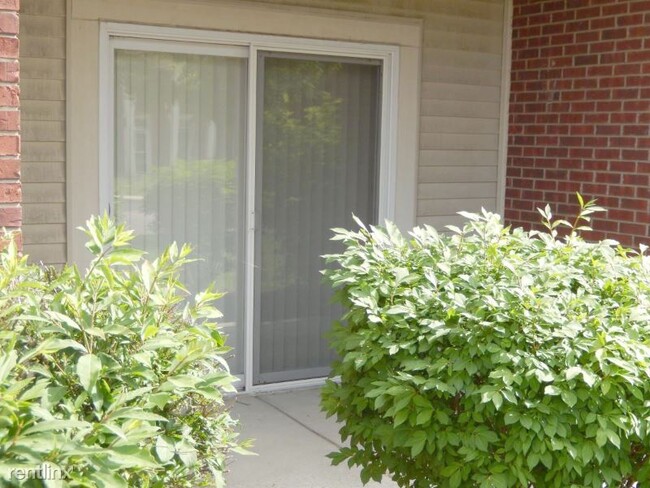 Building Photo - 2 br, 2 bath Condo - 29532 Nottingham Ct
