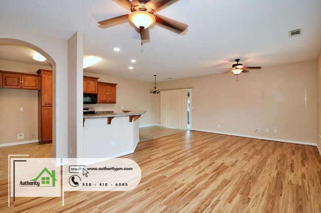 Building Photo - 3516 Humbug Dr
