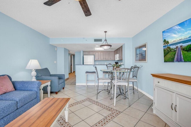 Building Photo - 3548 Alexandria Ave