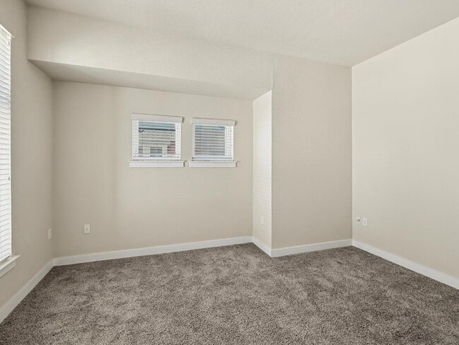 Building Photo - 830 Frederick Commons