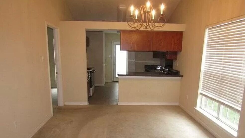 Building Photo - 5309 Kristy Ln