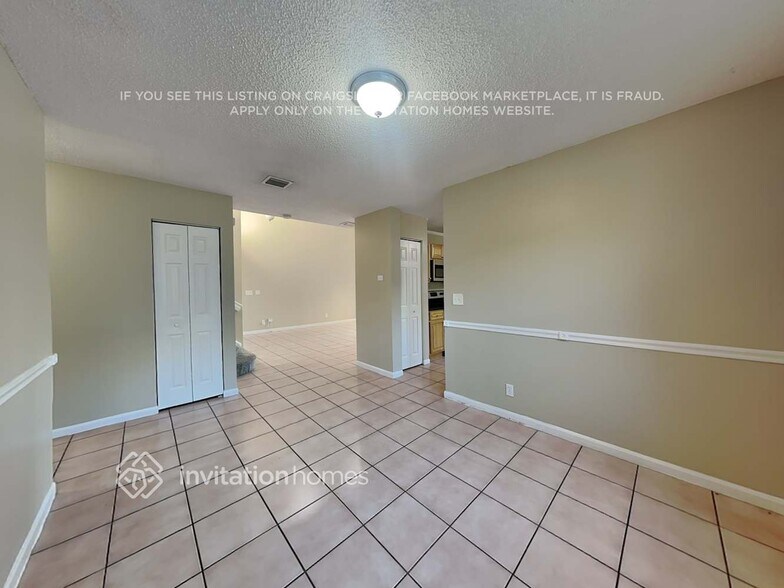 Building Photo - 17460 SW 22nd St