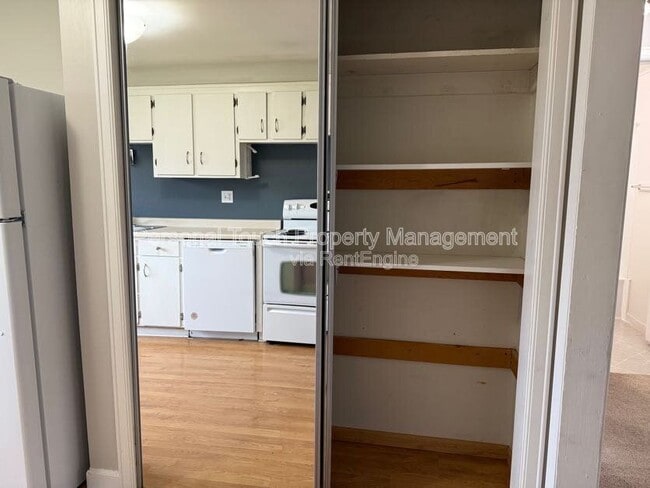 Building Photo - 1828 14th St S