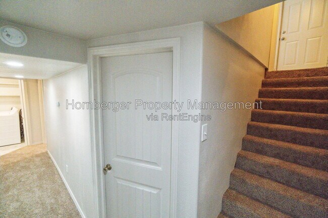 Building Photo - 11 E Rich Ave
