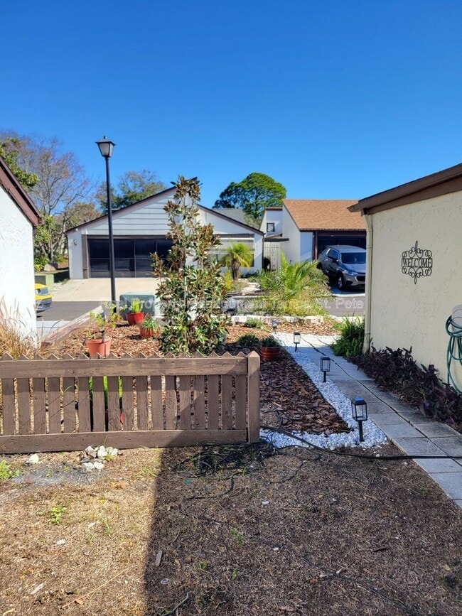 Building Photo - 12231 Magnolia Grove Ln