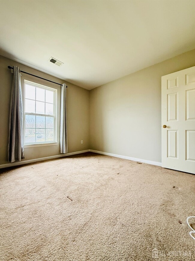 Building Photo - 47 Peppermint Dr