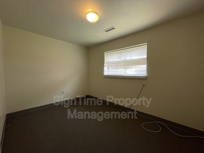 Building Photo - 310 Key Ave