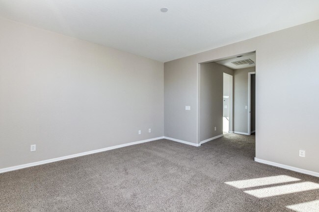 Building Photo - 3786 E Robert St