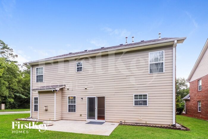 Building Photo - 4033 Pond Edge Rd SW