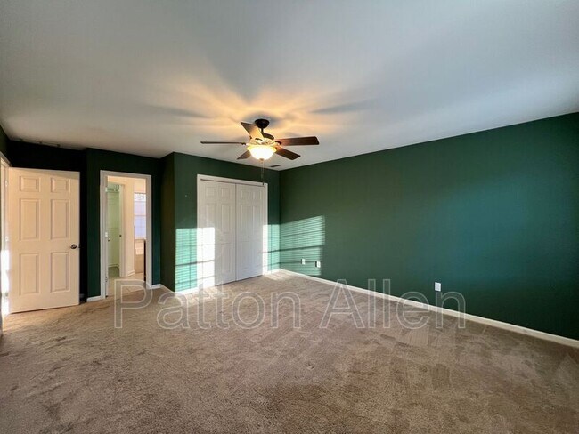 Building Photo - 29 Whispering Oak Ct