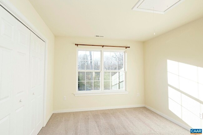 Building Photo - 115 Reedy Creek Rd