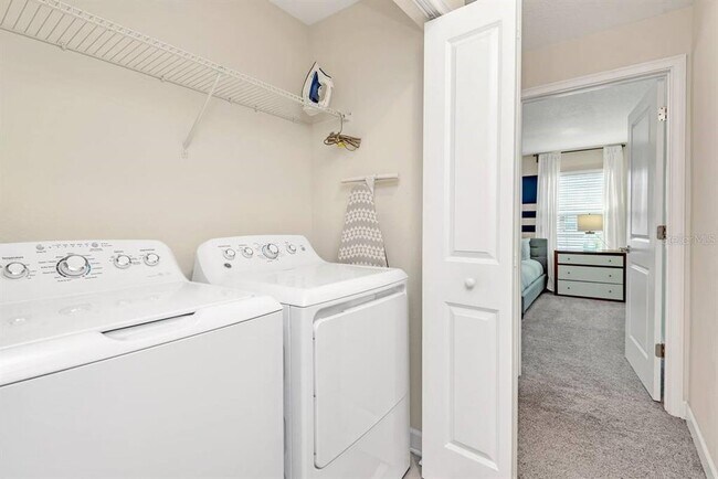 Building Photo - 1565 Plunker Dr