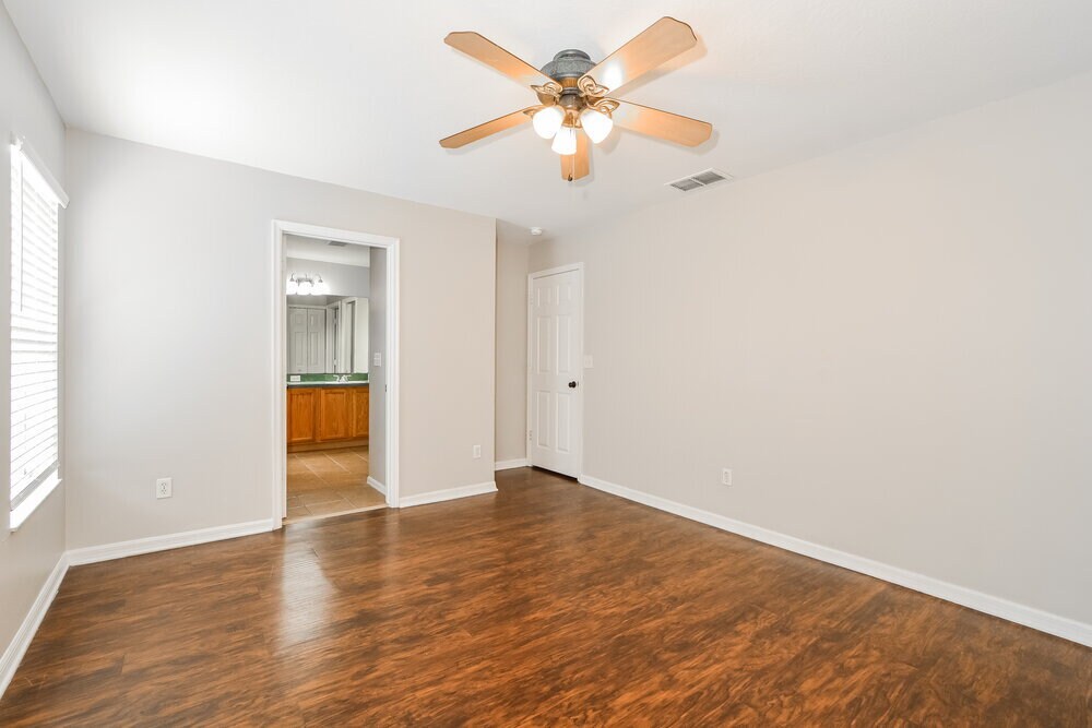 Building Photo - 13323 Briar Forest Ct