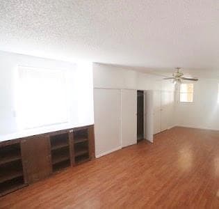 Building Photo - 1010 E Reno Rd