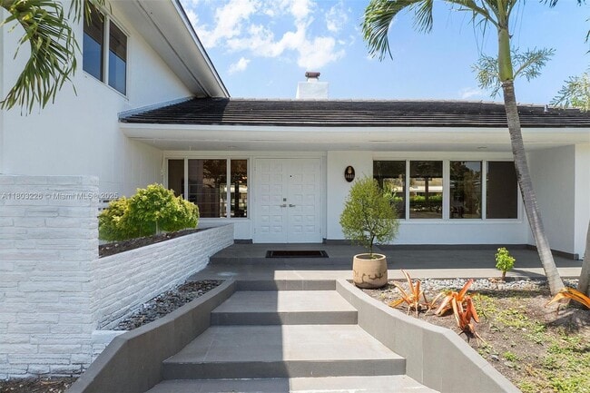 Building Photo - RIVER BAY PARK