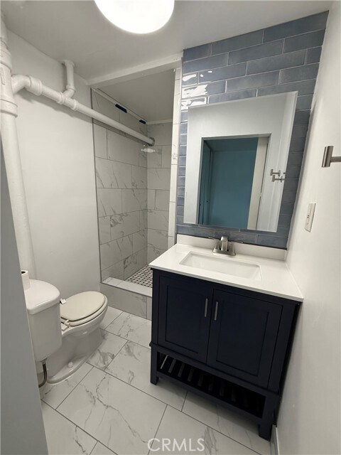 Building Photo - 1303 N Beverly Glen Blvd