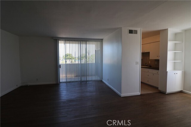 Building Photo - 6251 Coldwater Canyon Ave