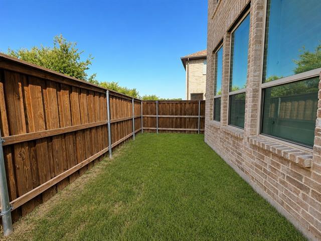 Building Photo - 1131 Queensdown Wy