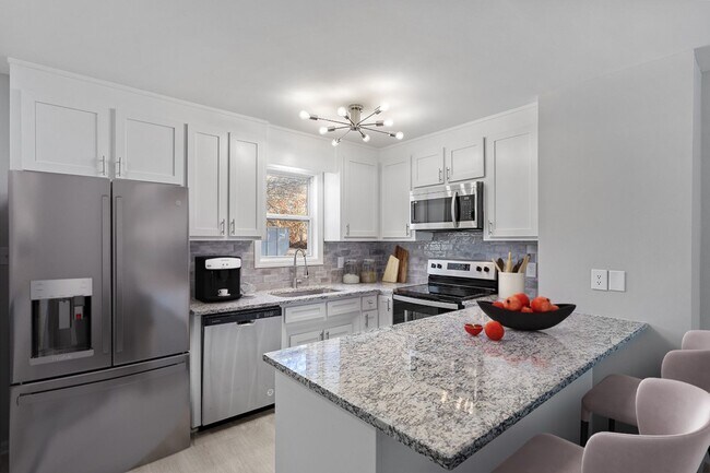 Building Photo - Hot Summer Savings at Angier Townhomes!