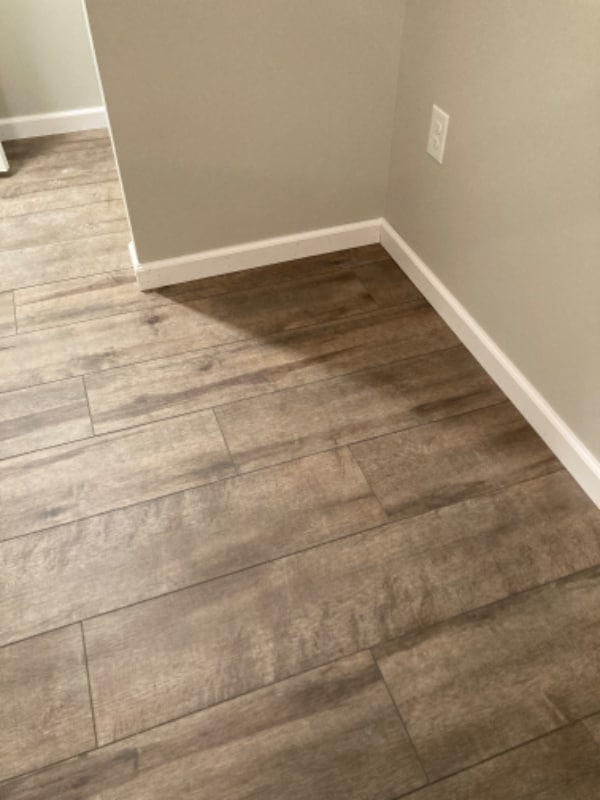 Building Photo - 1050 Stonybridge or Stoneybridge Dr