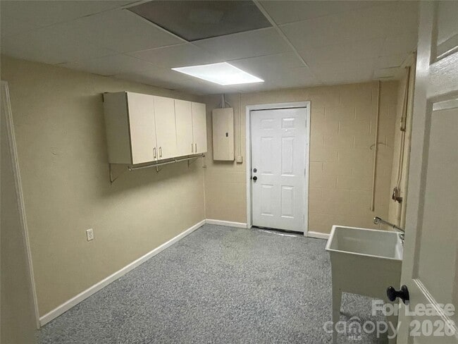 Building Photo - 23 44th Ave Pl NE